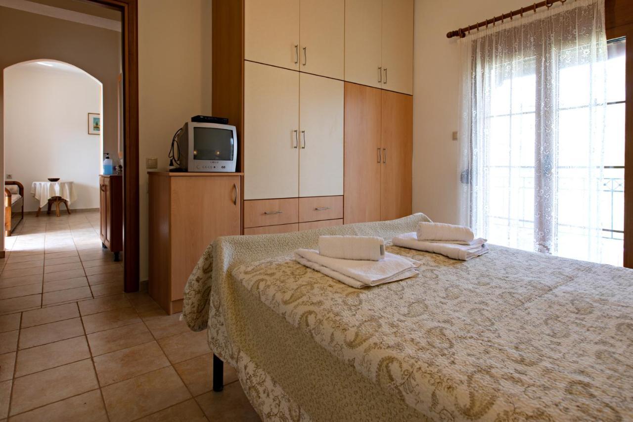 Nikki'S Family Apartments Sívota Esterno foto